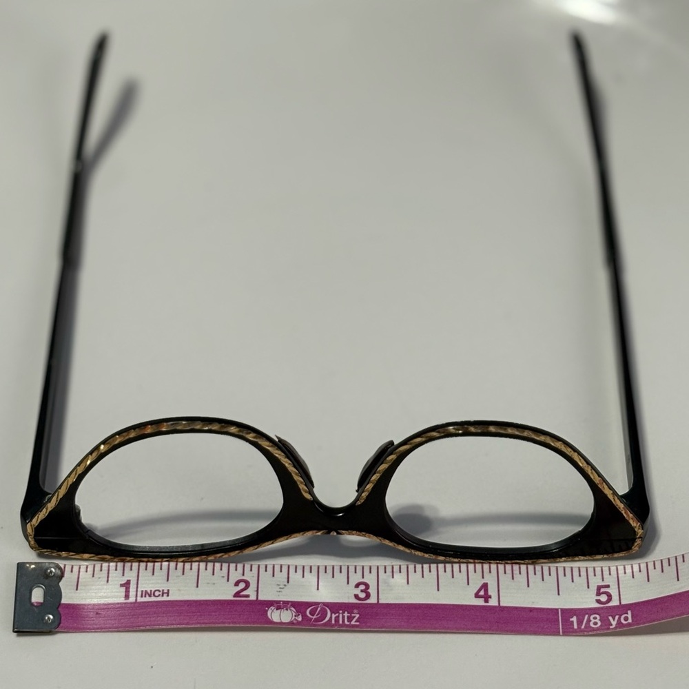 Sale! Last Chance! Removing 2/15 Vintage  Cat-eye Glasses (no lenses) - Picture 3 of 11